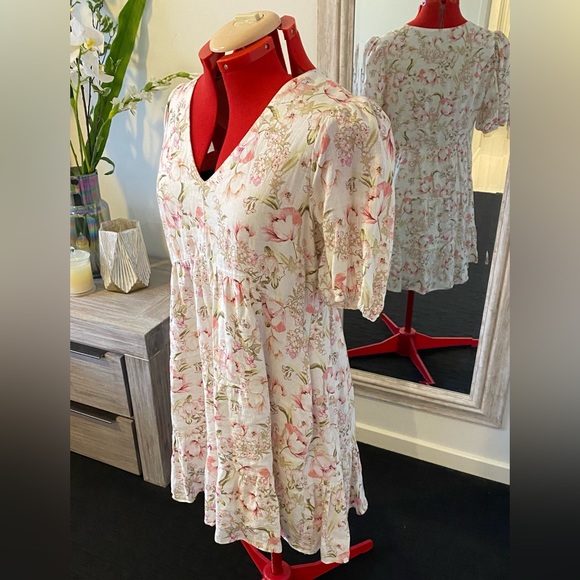 Size 14 - Forever New Tuscany Linen Mini Dress - Willow Floral - Picture 13 of 16